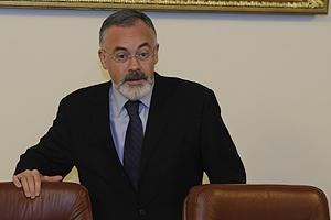 Депутаты не захотели запретить Табачнику закрывать школы