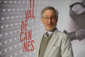 Стивен Спилберг возглавил список влиятельных знаменитостей журнала Forbes