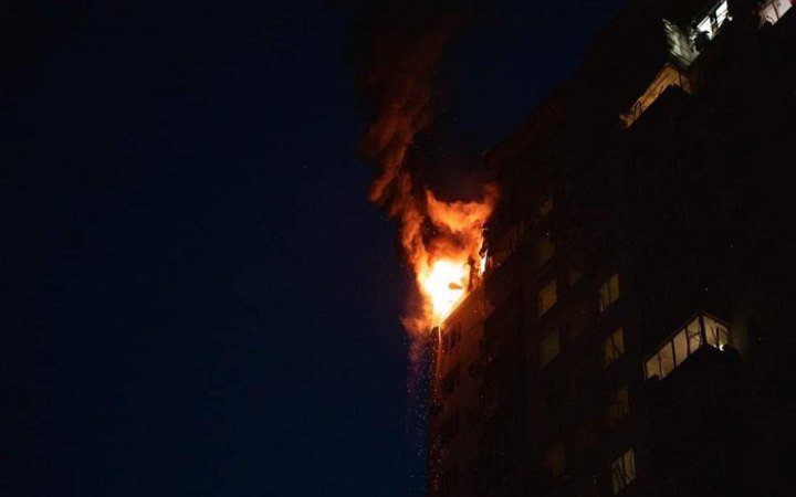 Понад 150 рятувальників брали участь у ліквідації наслідків атаки РФ на Київ