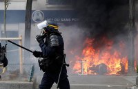 Более 100 человек арестованы после первомайских беспорядков в Париже 