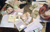 На Закарпатье помощник нардепа задержан на взятке в 150 тыс. гривен