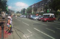 Возле ЦУМа разобрали баррикаду Майдана 