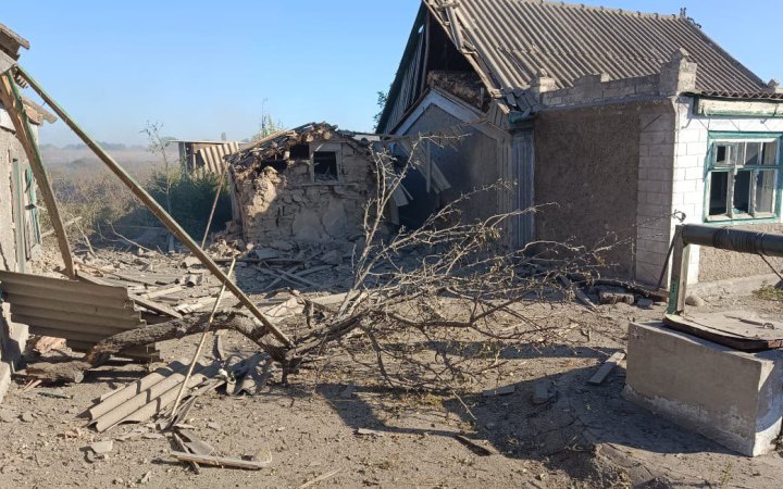 Ворог пошкодив будинки у селі на Херсонщині