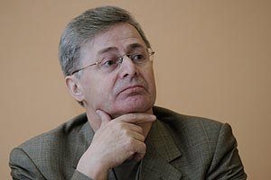Мусияка: если оппозиция откажется от мандатов, их распределят между ПР и КПУ