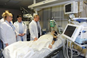 Комиссарова, сломавшая позвоночник в Сочи, уже общается с семьей