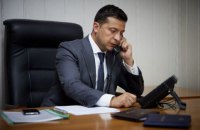 Зеленский подписал закон об увеличении "минималки" до 5000 гривен
