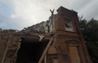 Головне за понеділок, 21 вересня: майже 200 боєзіткнень, нові правила роботи лікарень    