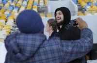 ​«Динамовцы» фотографировались на заснеженном «Олимпийском»