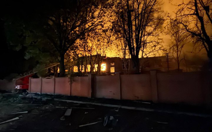 Головне за ніч та ранок неділі, 22 червня: ФАБи на Слов'янськ, понад 170 боєзіткнень, удари США по Ірану