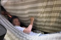 Українець намагався виїхати до Польщі, сховавшись у матраці, - ДПСУ