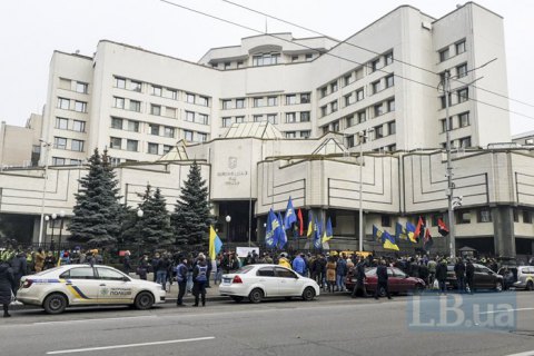 Конституційний Суд не ухвалив рішення щодо закону про мову
