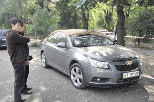 При штурме в Одессе милиция изрешетила пулями авто студентов 