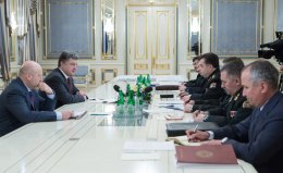 Порошенко обіцяє "давати по зубах" порушникам режиму припинення вогню