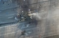 "Азов" показав відео "полювання" на російські танки в Маріуполі