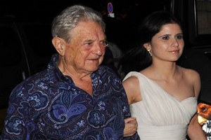 Бывшая любовница засудит Сороса на 50 миллионов
