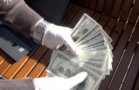Адвоката підозрюють у вимаганні хабаря від дружини підозрюваного в організації “ухилянтської” схеми