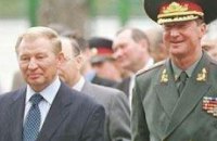 Змея, кусающая себя за хвост: десять лет борьбы олигархов с олигархией