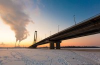 На Южном мосту в столице ограничили движение