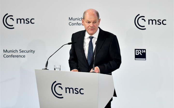 Шольц підтримав рішення МКС видати ордер на арешт Путіна
