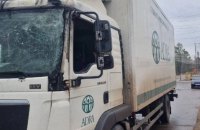 Росія вдарила по Золочеву на Харківщині під час роздачі гуманітарної допомоги