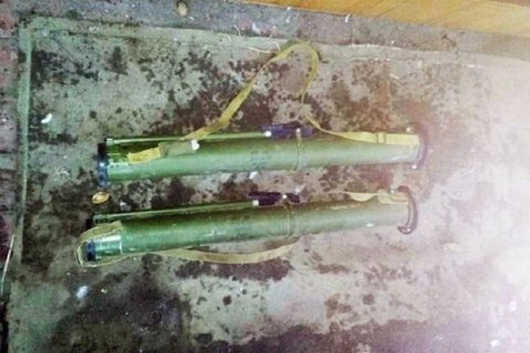 Жительница Волновахи нашла под кроватью два миномета