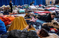 В Украину с начала войны из Польши вернулось 370 тысяч украинцев, - Politico