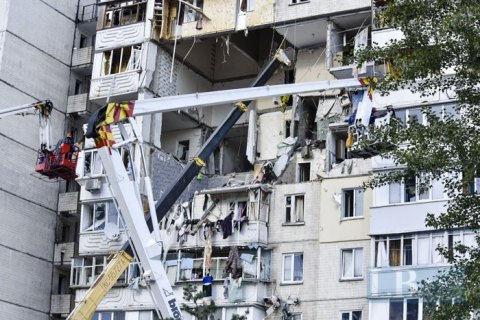 Усі сім’ї, що постраждали внаслідок вибуху багатоповерхівки в Києві, отримали нові квартири, - Зеленський