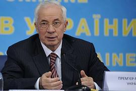 Азаров прогнозирует потери бюджета