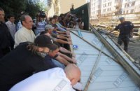Як броварська влада кришує будівельні афери (відео)