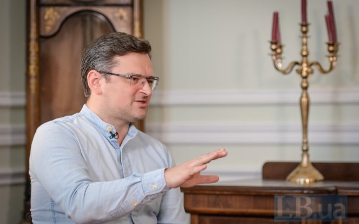 Кулеба закликав заборонити російську телепропаганду через підбурювання до геноциду 