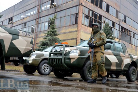 Суд арестовал тренировочную базу "Азова" на заводе и спорткомплексе "АТЕК" в Киеве