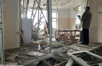 ​Росіяни вдарили з артилерії по житлових будинках села на Херсонщині, лунають вибухи і в Херсоні, є потерпілий (оновлено)