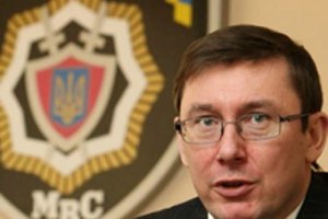 Луценко: участие Ющенко в выборах - часть сценария ПР