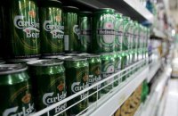 Carlsberg теж продає свої заводи в Росії. Йому належить найбільша пивна компанія РФ