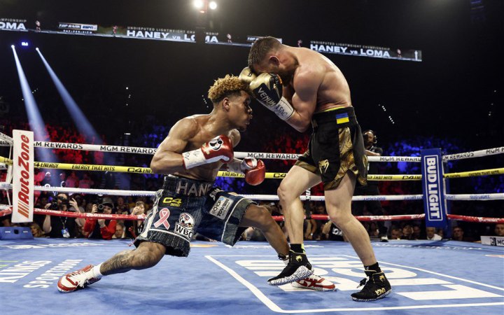 Президент WBC відповів на публікації про нібито "пограбування" Ломаченка в бою з Хейні