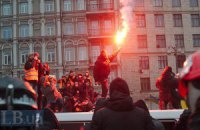 Янукович доручив Клюєву створити робочу групу для врегулювання кризи