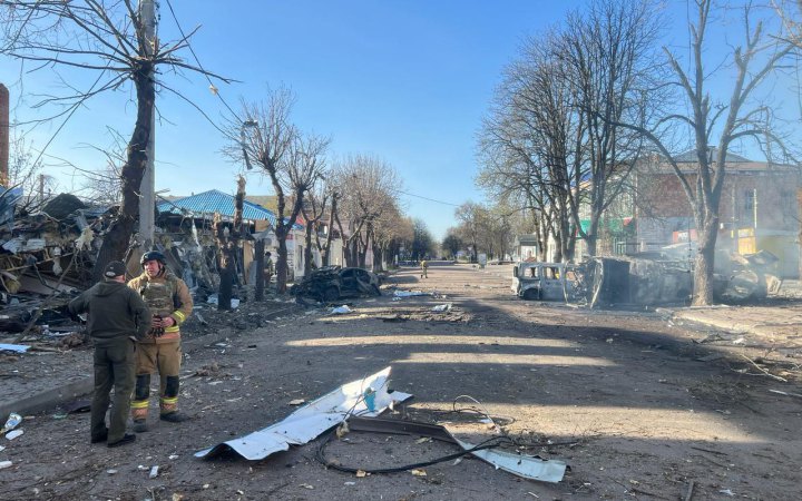 Російські окупанти вісім разів обстріляли прикордоння Сумщини 