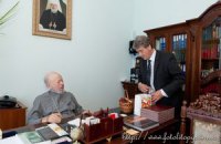 Ющенко відвідав митрополита Володимира