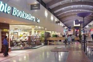 В Киеве "заминировали" торговые центры "Магеллан", Ocean Plaza и "Украина"