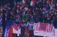 Россияне в Черногории пытались сжечь флаг США и вывесили баннер "Новороссия"