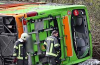 Серед постраждалих в аварії автобуса в Німеччині були українці