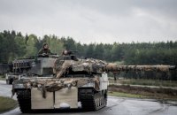 Майже всі поставлені Німеччиною танки Leopard-2 вийшли з ладу, – німецький депутат
