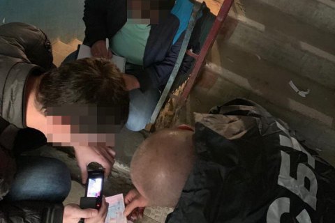В Харькове начальница отделения госбанка требовала взятки у переселенцев