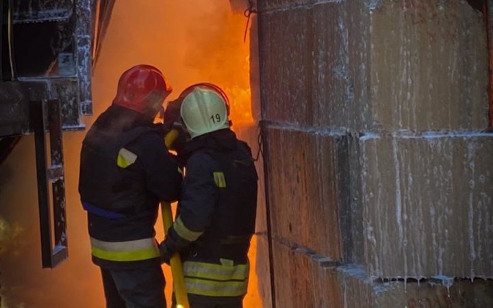 Окупанти атакували об'єкт залізничної інфраструктури на Вінничині. Знеструмлені понад 15 000 споживачів