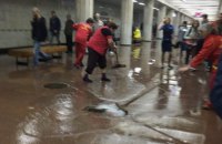 В Харькове платформу метро залило водой из-за прорыва трубы