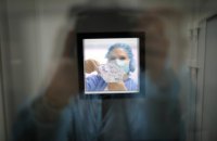 Pfizer заявила о 100% -ной эффективности своей вакцины среди подростков