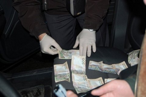 В Черниговской области поймали на взятке депутата горсовета - директора коммунального предприятия