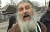 Суд оправдал киевского священника, объявившего труп своей жены мощами