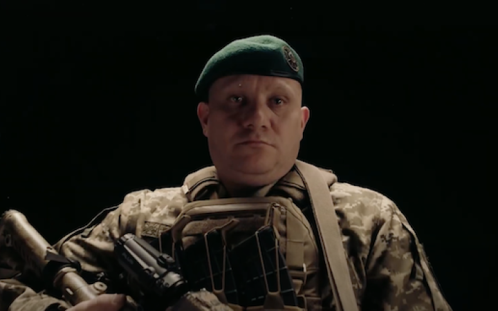 Командувати штурмовою бригадою "Сталевий кордон" буде звільнений з полону захисник Маріуполя Падитель. Відеоінтервʼю із ним 