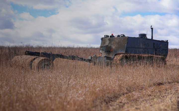 Харківщину розміновуватиме вітчизняна дистанційна спецмашина